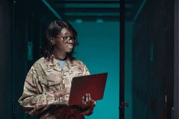 Oprogramowanie do zarządzania usługami terenowymi